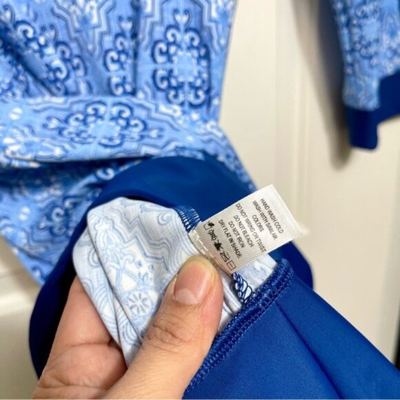 Cabana Life Moroccan Tile Tunic Dress in BlueSwim Cover-Upin Blue Size M - Picture 10 of 12